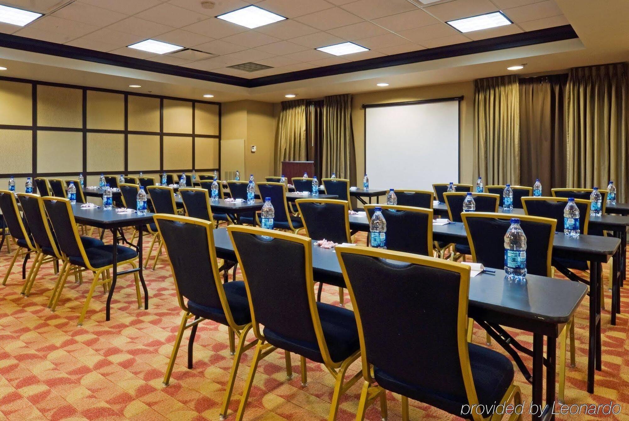 Holiday Inn Express Hotel & Suites Columbia-Fort Jackson By Ihg Eksteriør bilde