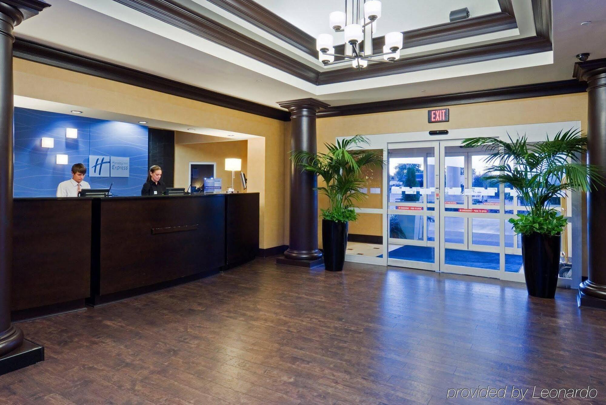Holiday Inn Express Hotel & Suites Columbia-Fort Jackson By Ihg Eksteriør bilde